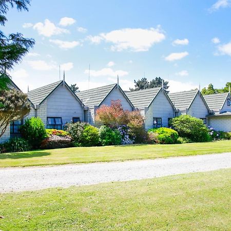 Bulls Motel & Holiday Park Halcombe エクステリア 写真