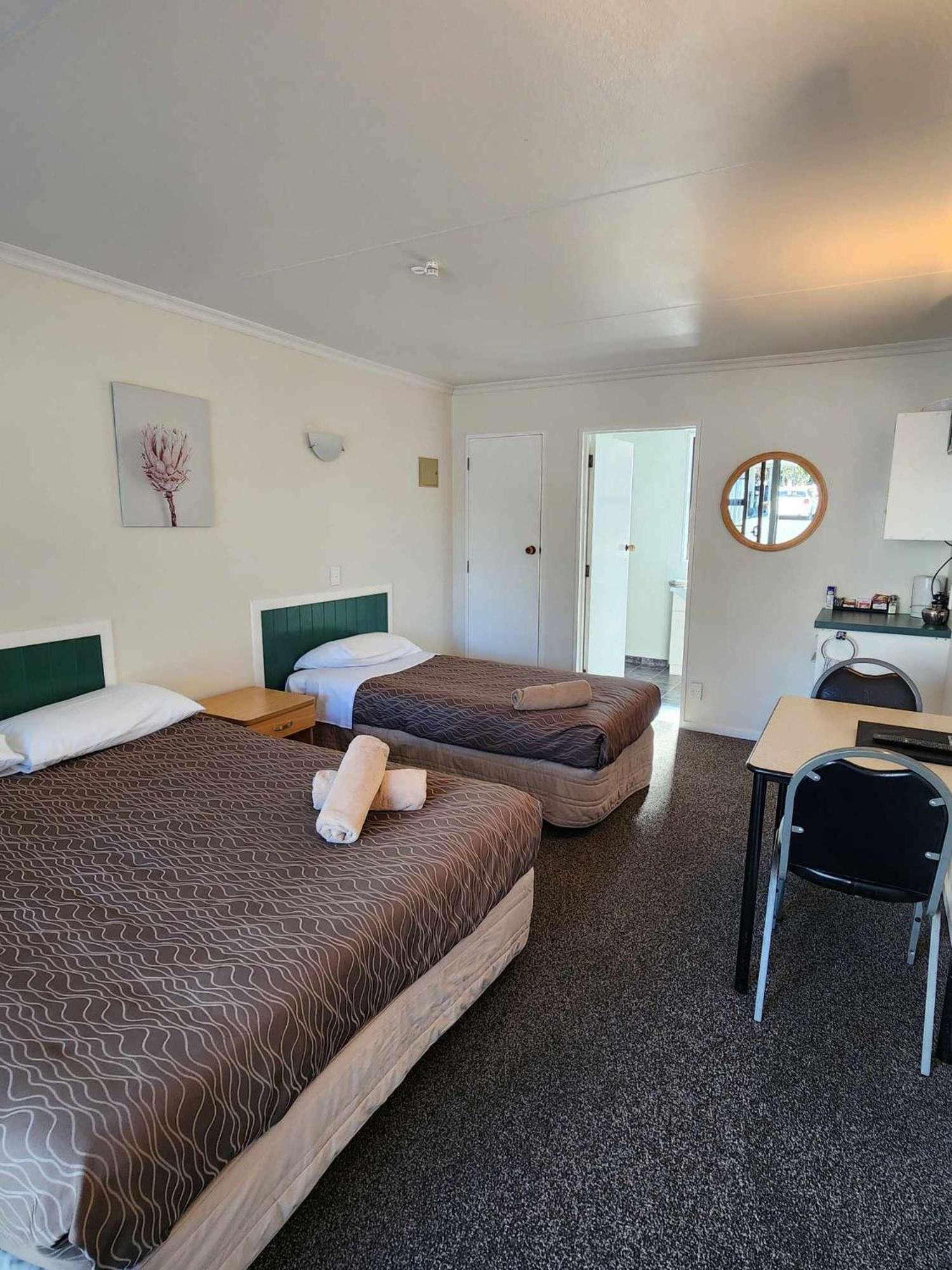 Bulls Motel & Holiday Park Halcombe エクステリア 写真