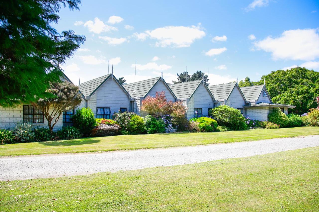 Bulls Motel & Holiday Park Halcombe エクステリア 写真